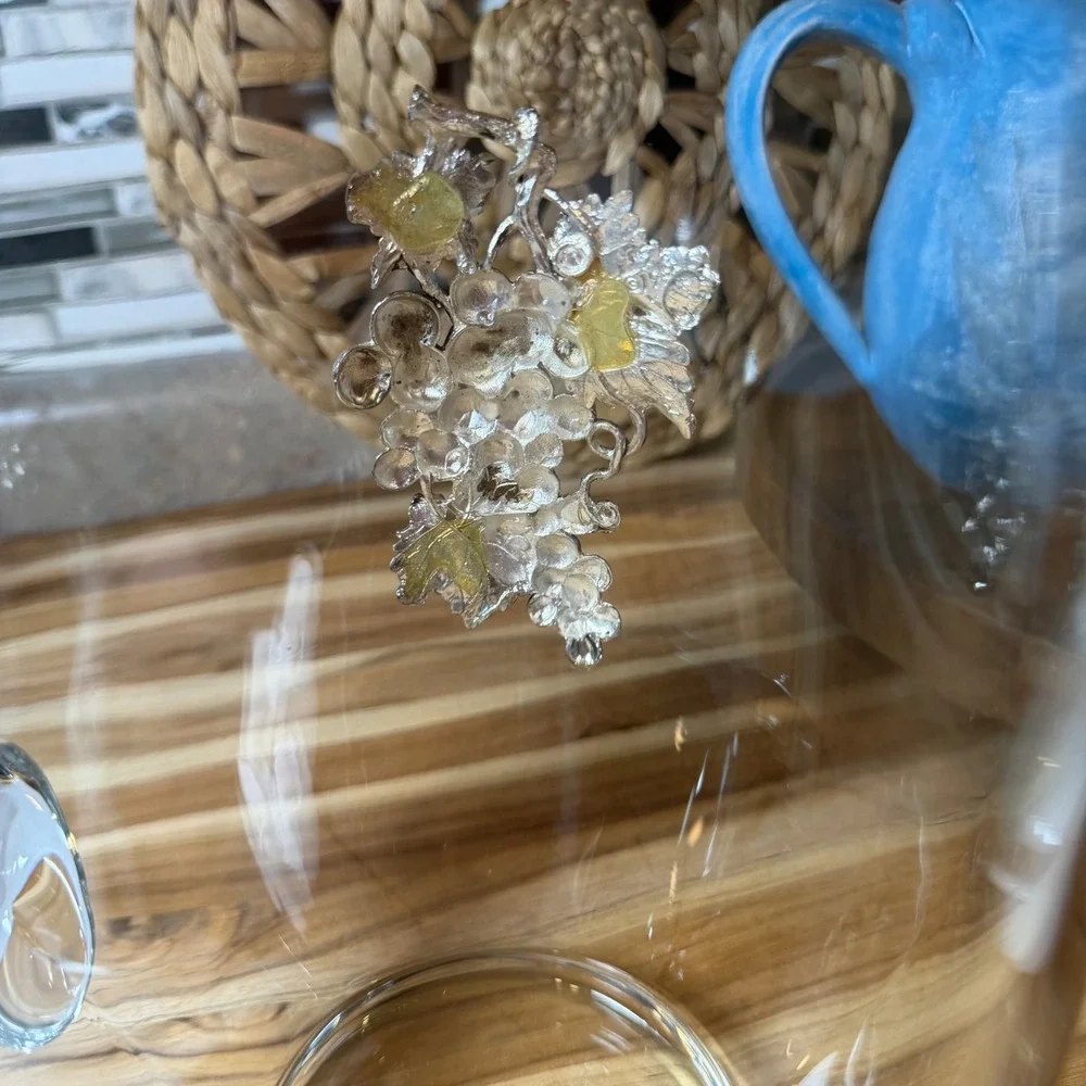 Arthur Court Designs Glass Pitcher Pewter Grape Cluster Embellishment Ice Lip